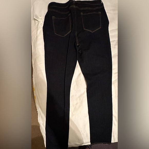 Old Navy Dark Wash Curvy Jeans Tall 14 - Picture 2 of 3
